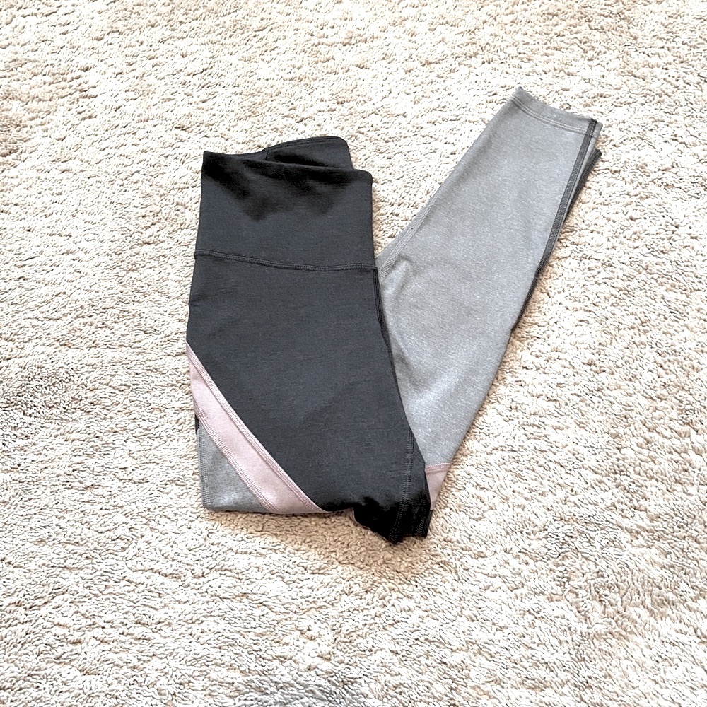 Old Navy’s  Activewear leggings
